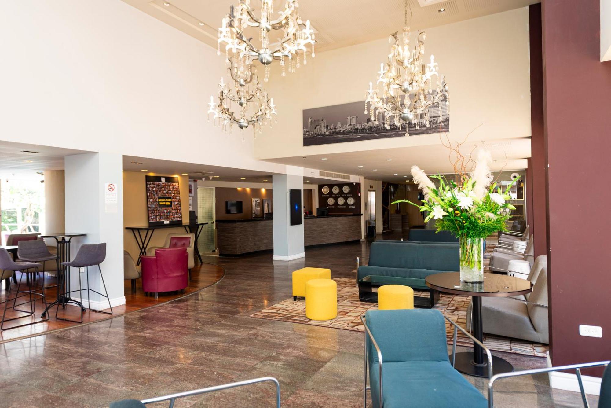 Hotel Basel Tel-Aviv Екстериор снимка