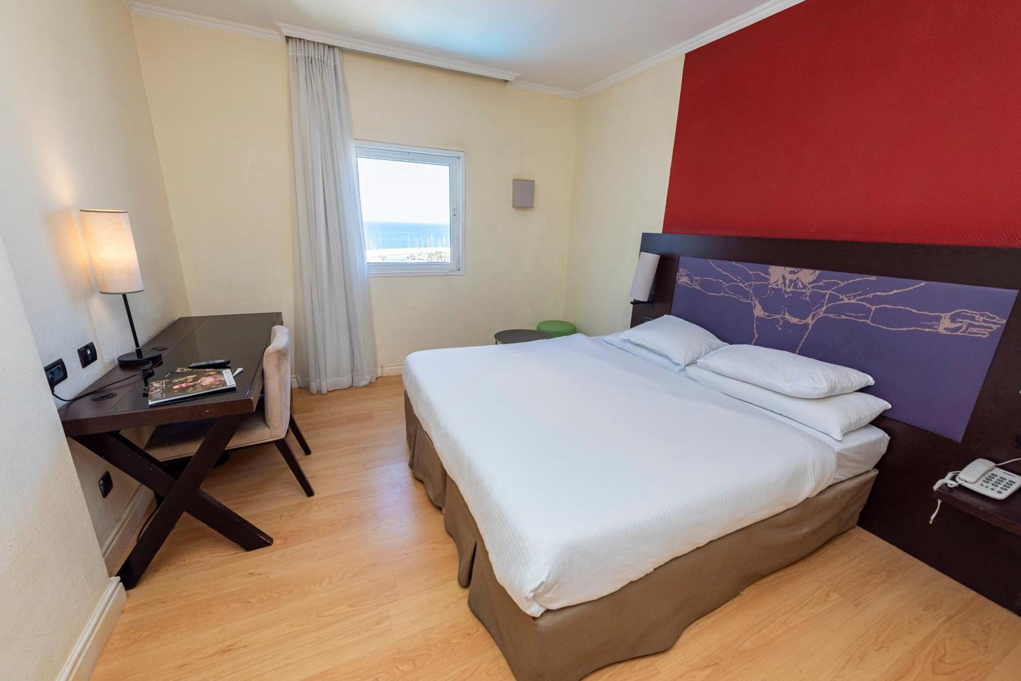 Hotel Basel Tel-Aviv Екстериор снимка