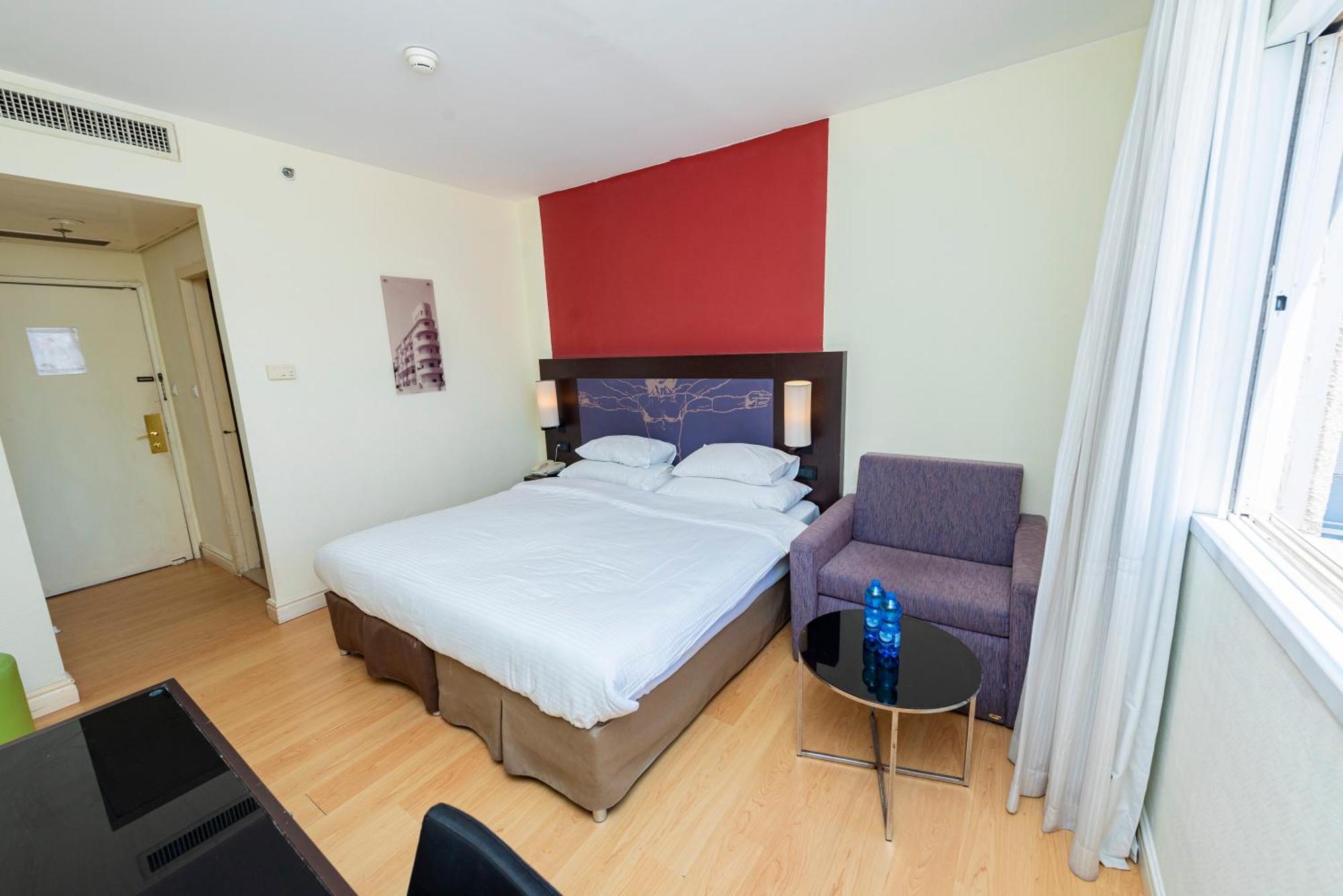 Hotel Basel Tel-Aviv Екстериор снимка